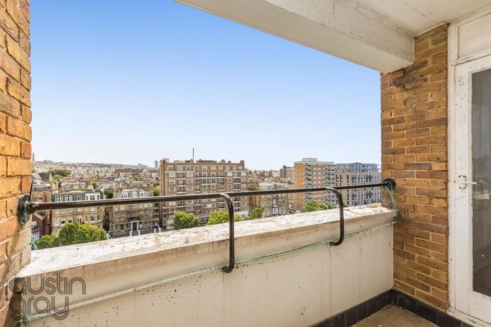 Coombe Lea, Grand Avenue, Hove Austin Gray