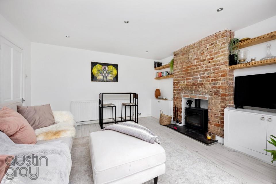 Hova Villas, Hove Austin Gray