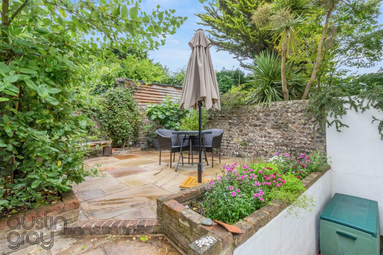 Stanley Road, Brighton Austin Gray