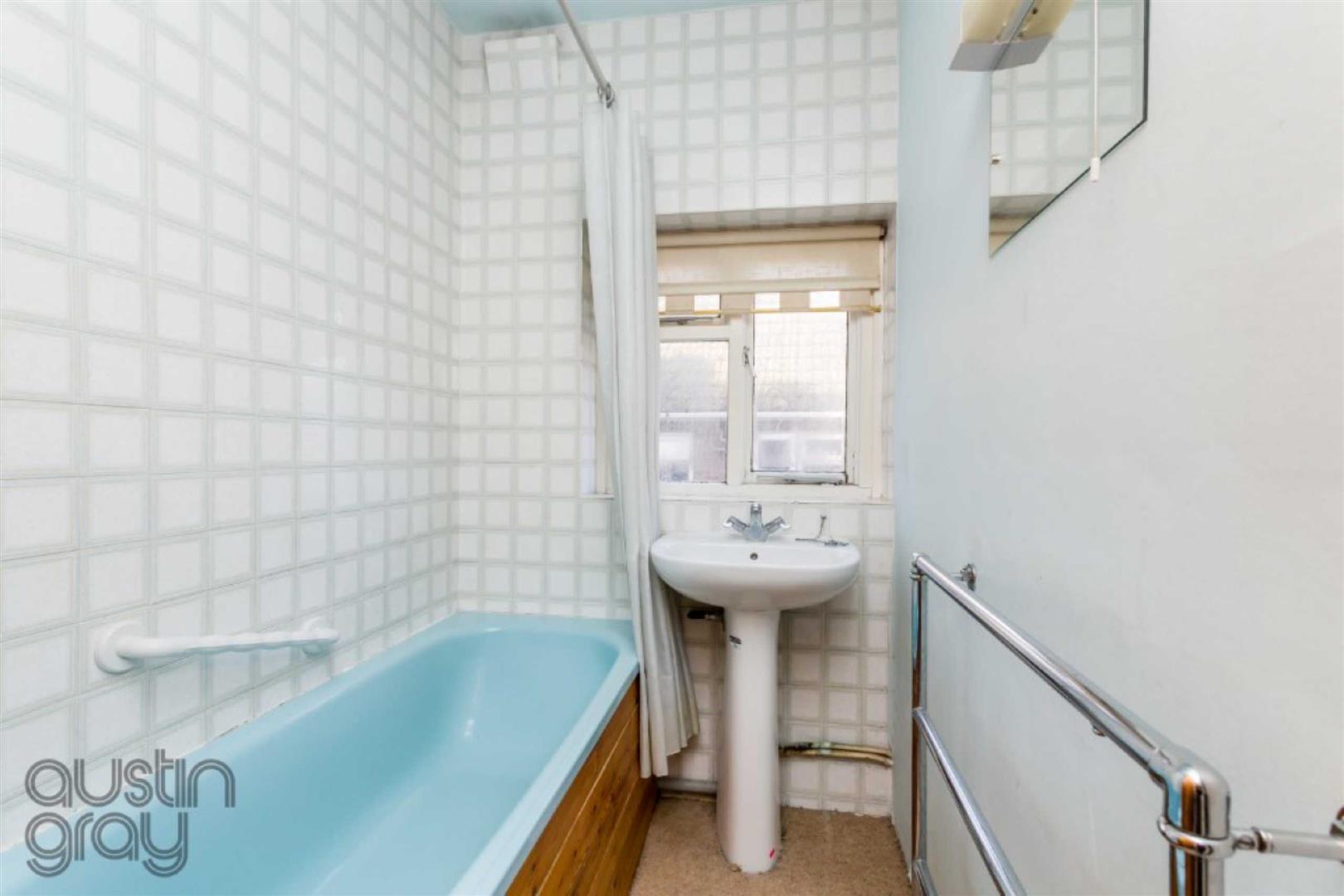 The Vale, Ovingdean Austin Gray