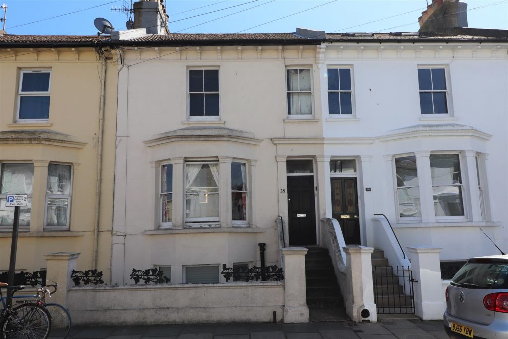 Goldstone Road Front.JPG