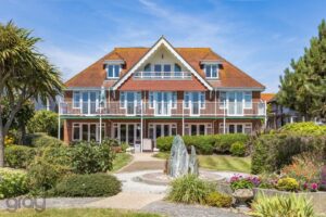 West Parade, Worthing